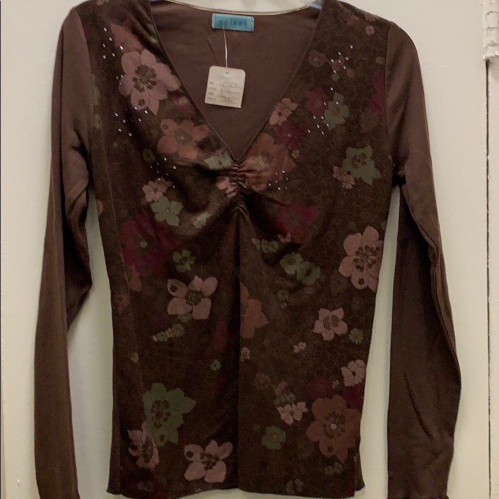 L/S tee shirt with faux suede